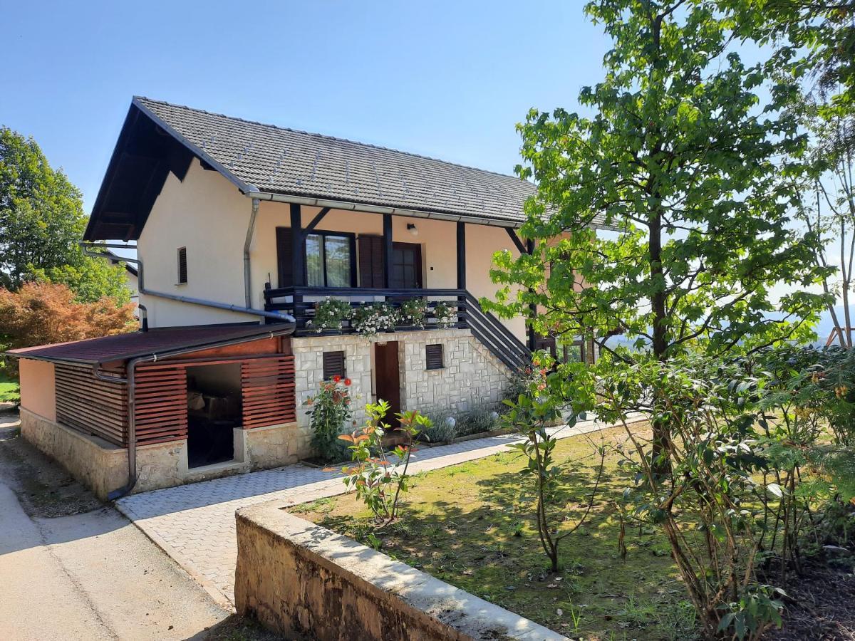 Pocitniska Hisa Parkfield Dragovan Metlika Exterior photo